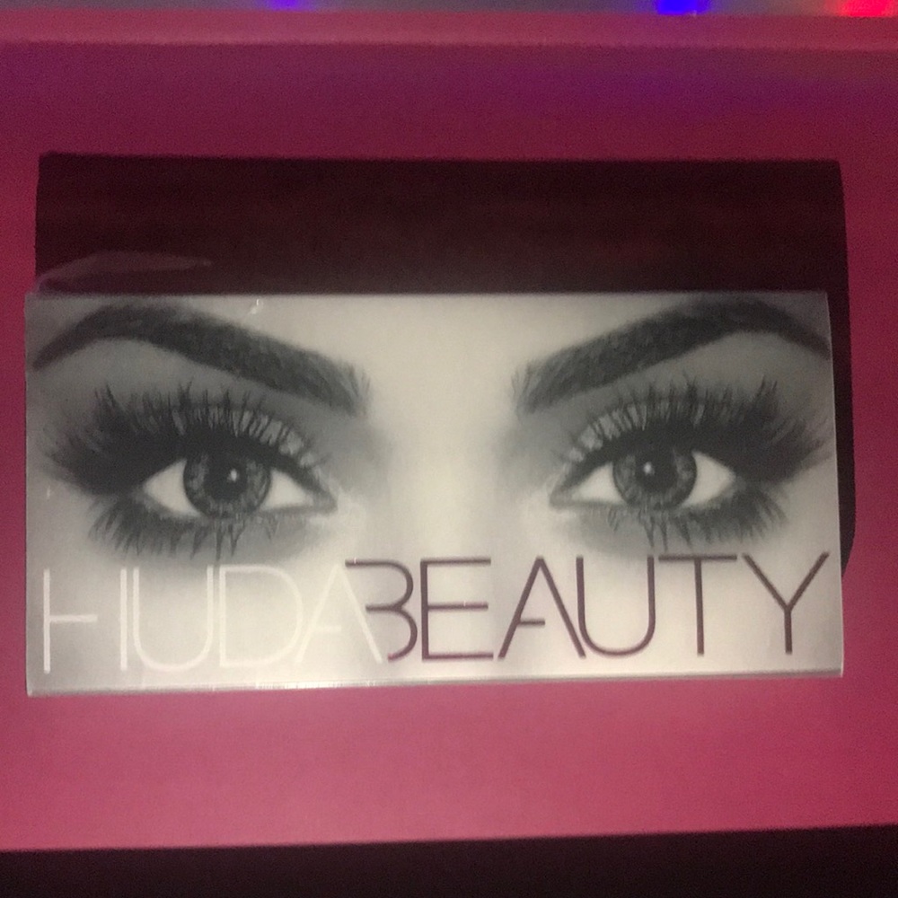 Huda eyelashes samantha #7